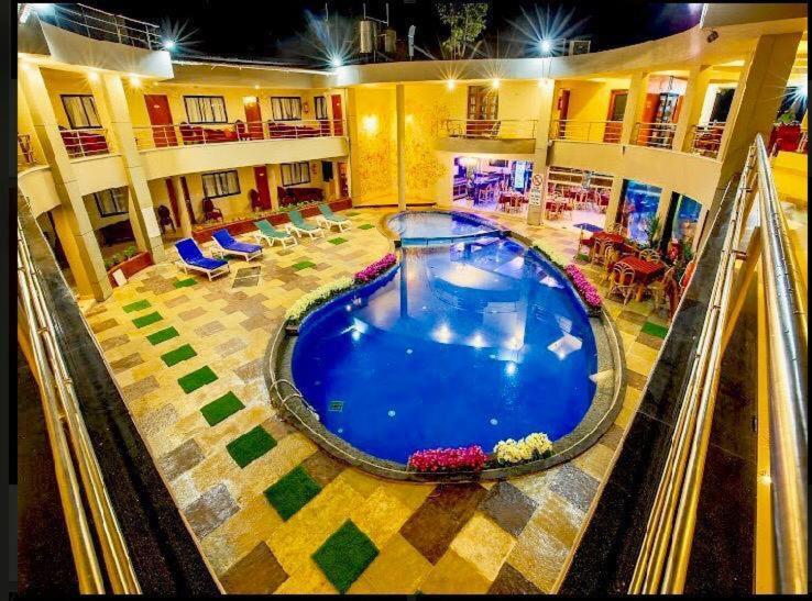 The Center Court Resort & Spa Varca Luaran gambar