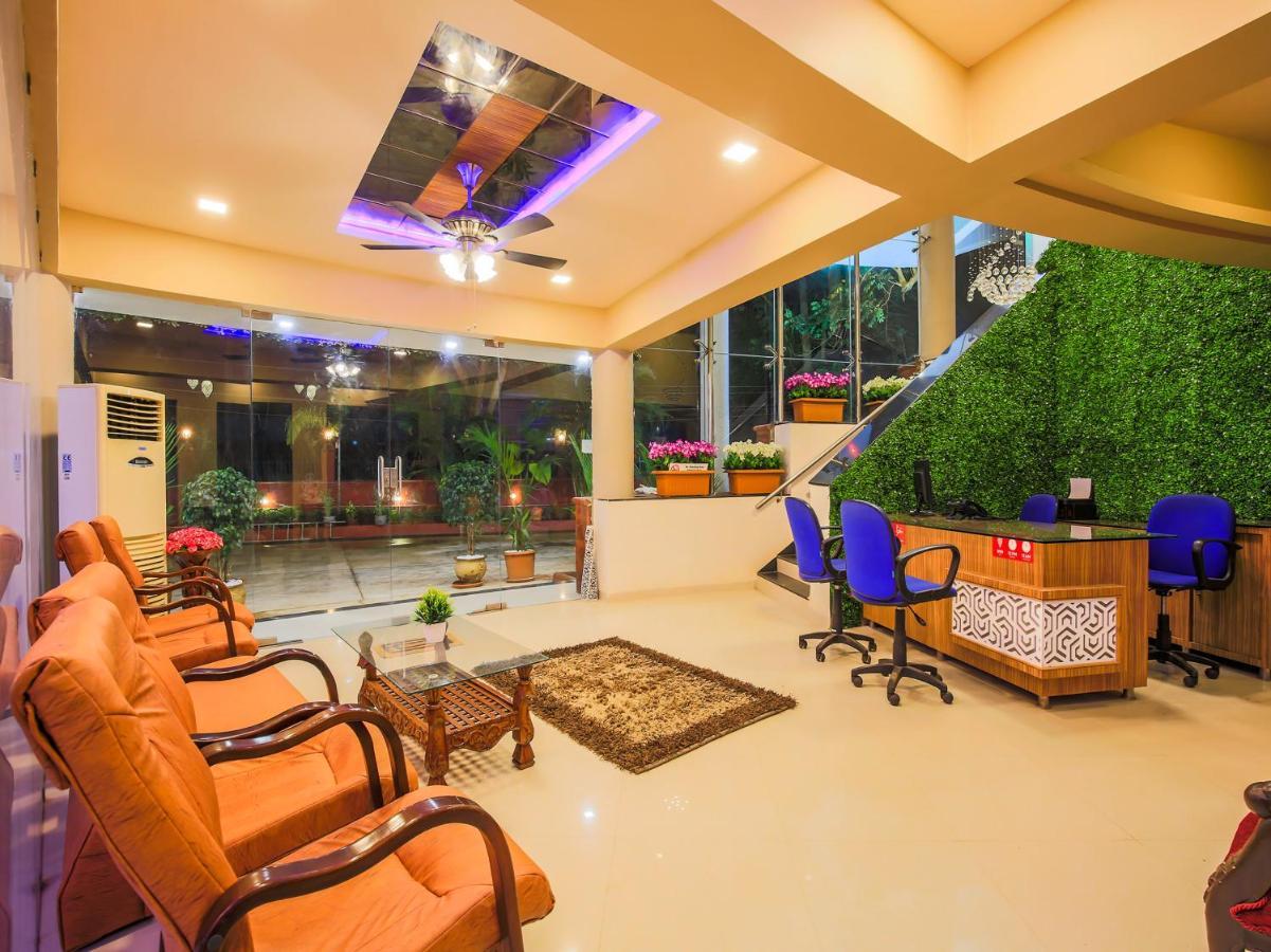 The Center Court Resort & Spa Varca Luaran gambar