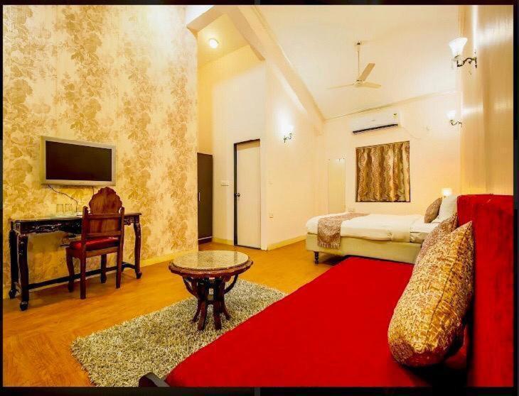 The Center Court Resort & Spa Varca Luaran gambar