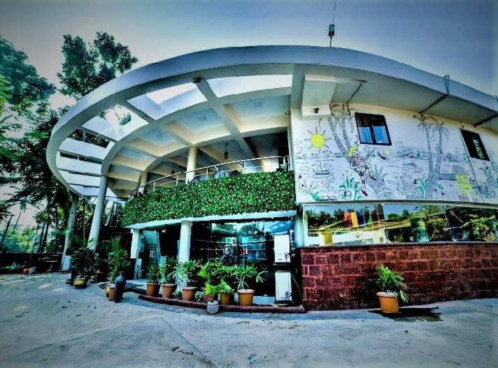 The Center Court Resort & Spa Varca Luaran gambar