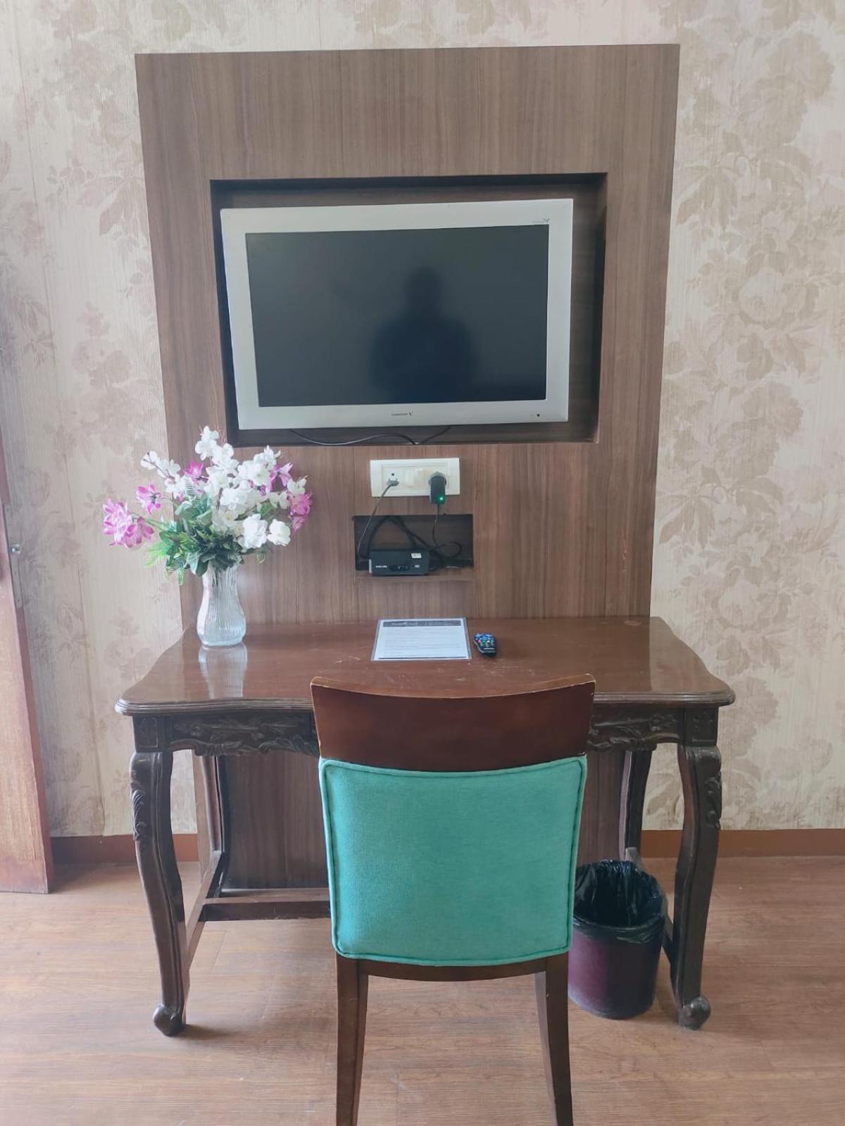 The Center Court Resort & Spa Varca Luaran gambar